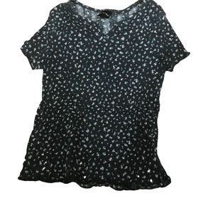 Black floral art class T-shirt for girls